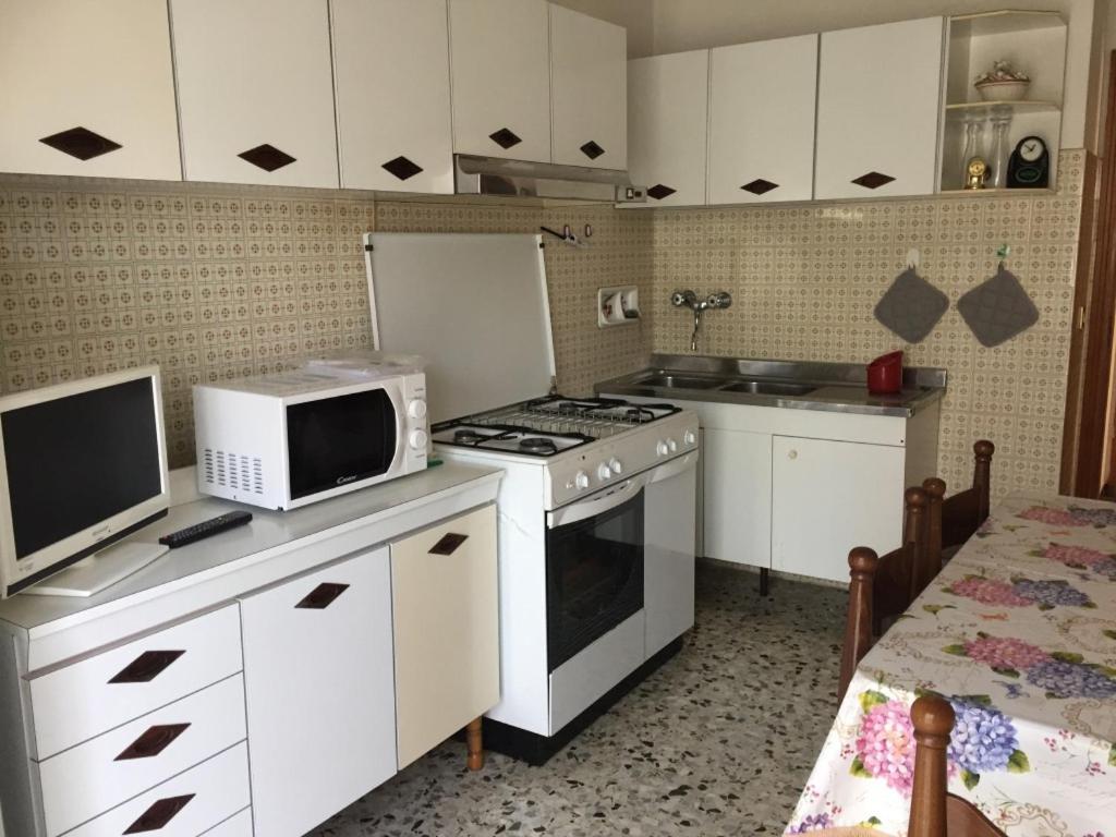Il Rifugio Del Pescatore Apartment Римини Екстериор снимка