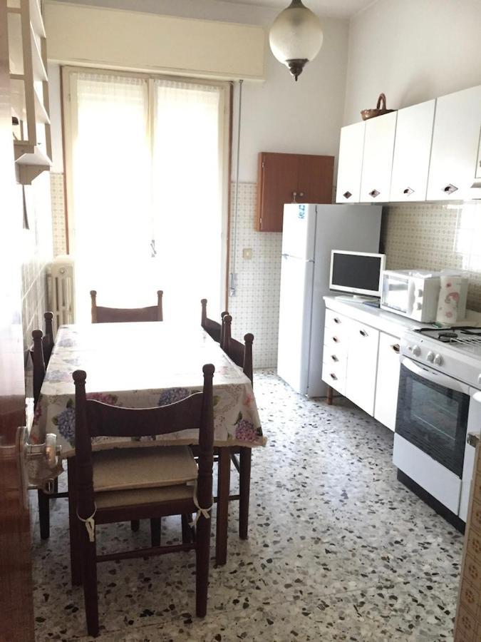 Il Rifugio Del Pescatore Apartment Римини Екстериор снимка