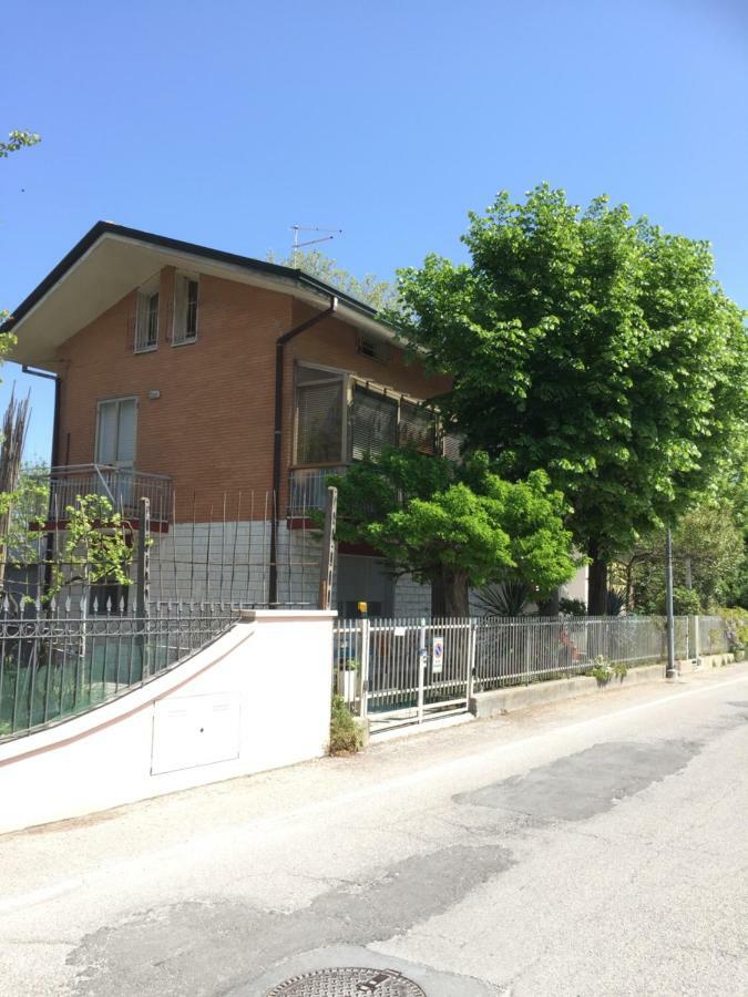 Il Rifugio Del Pescatore Apartment Римини Екстериор снимка
