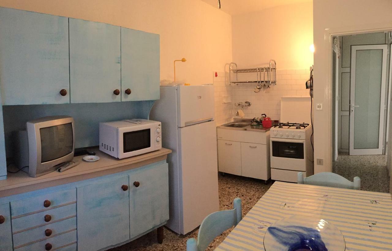 Il Rifugio Del Pescatore Apartment Римини Екстериор снимка